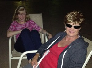 Terri let me warm my feet under her buns one chilly evening. 